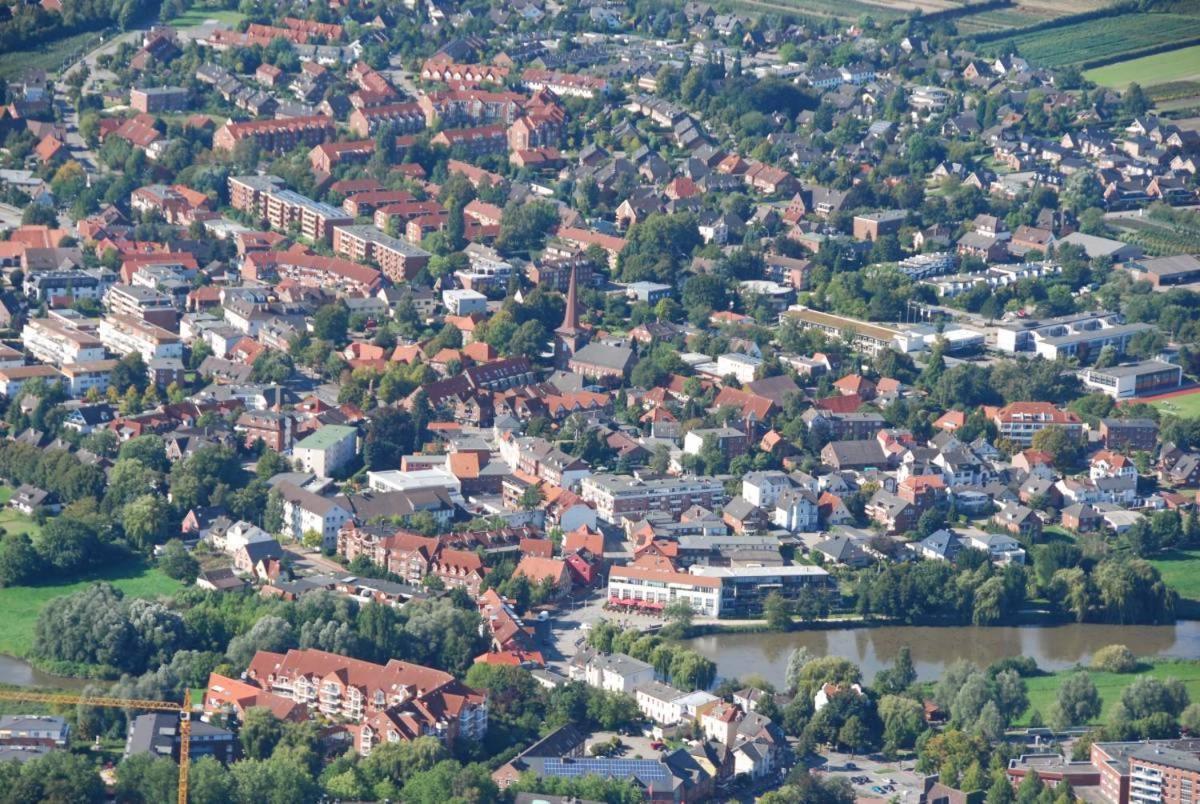 Hotel Diamant Wedel Eksteriør bilde